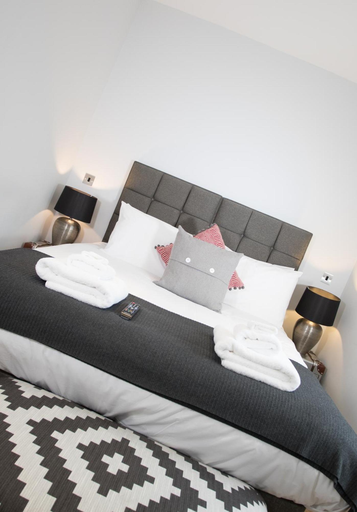Glenmoriston Town House Apartments Inverness Dış mekan fotoğraf